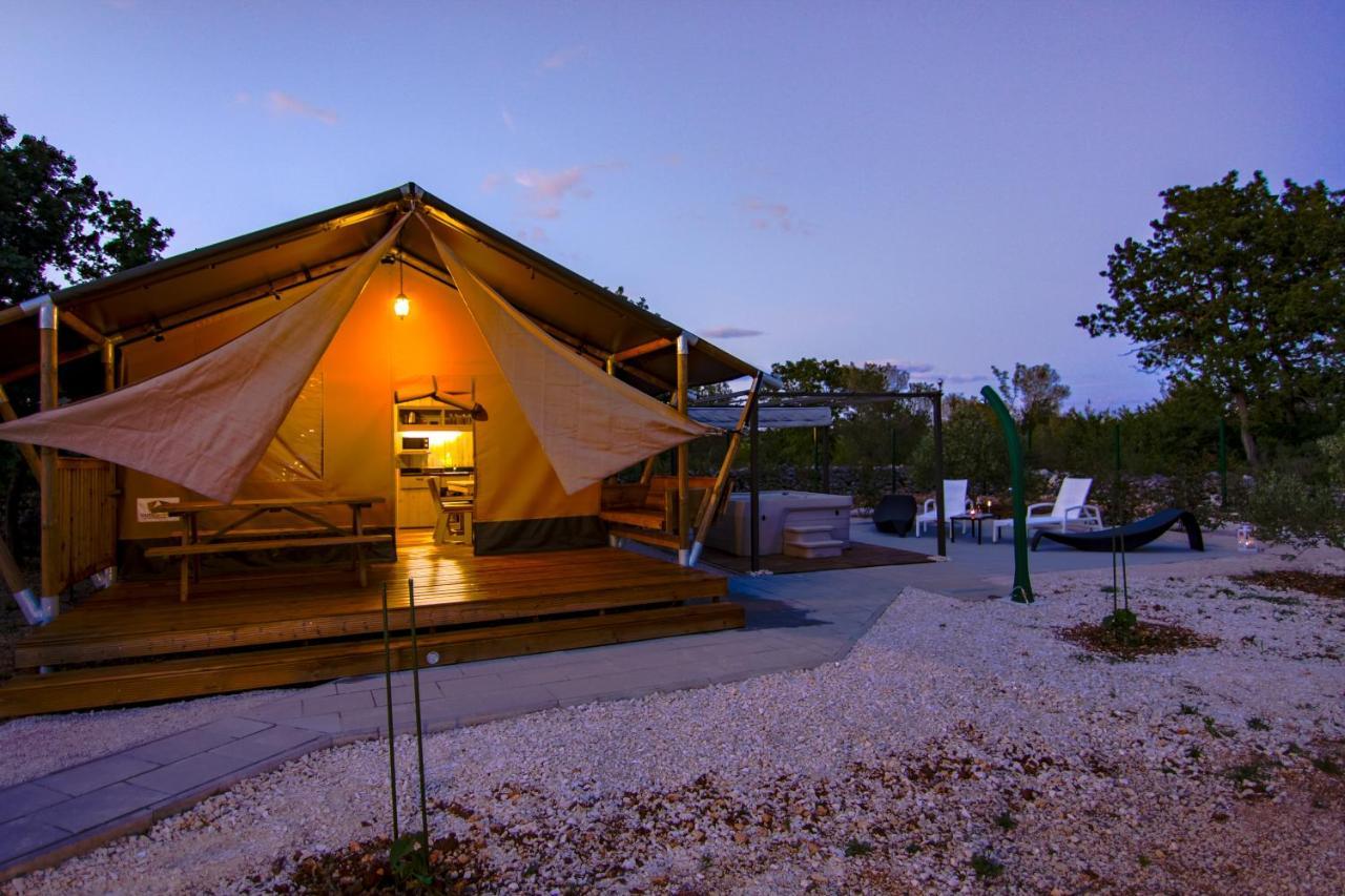 Hotel Grande Glamping Biograd Na Moru Exterior foto