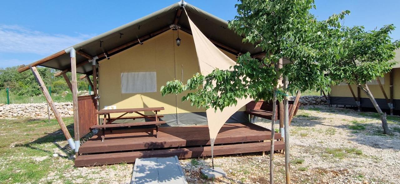 Hotel Grande Glamping Biograd Na Moru Exterior foto
