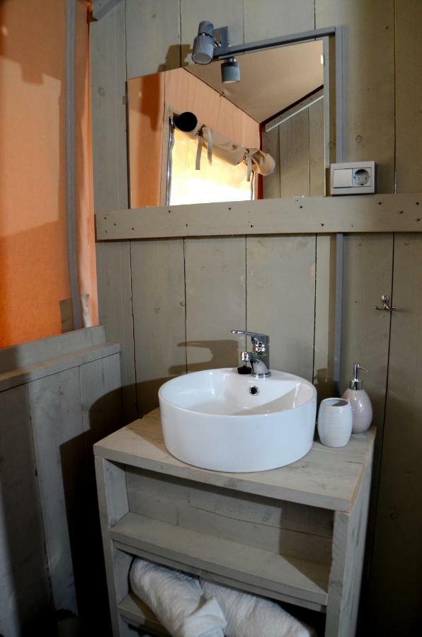Hotel Grande Glamping Biograd Na Moru Exterior foto
